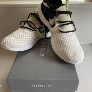 Vionic Women's sneakers size 9 "sky adore" Athletic shoes white black